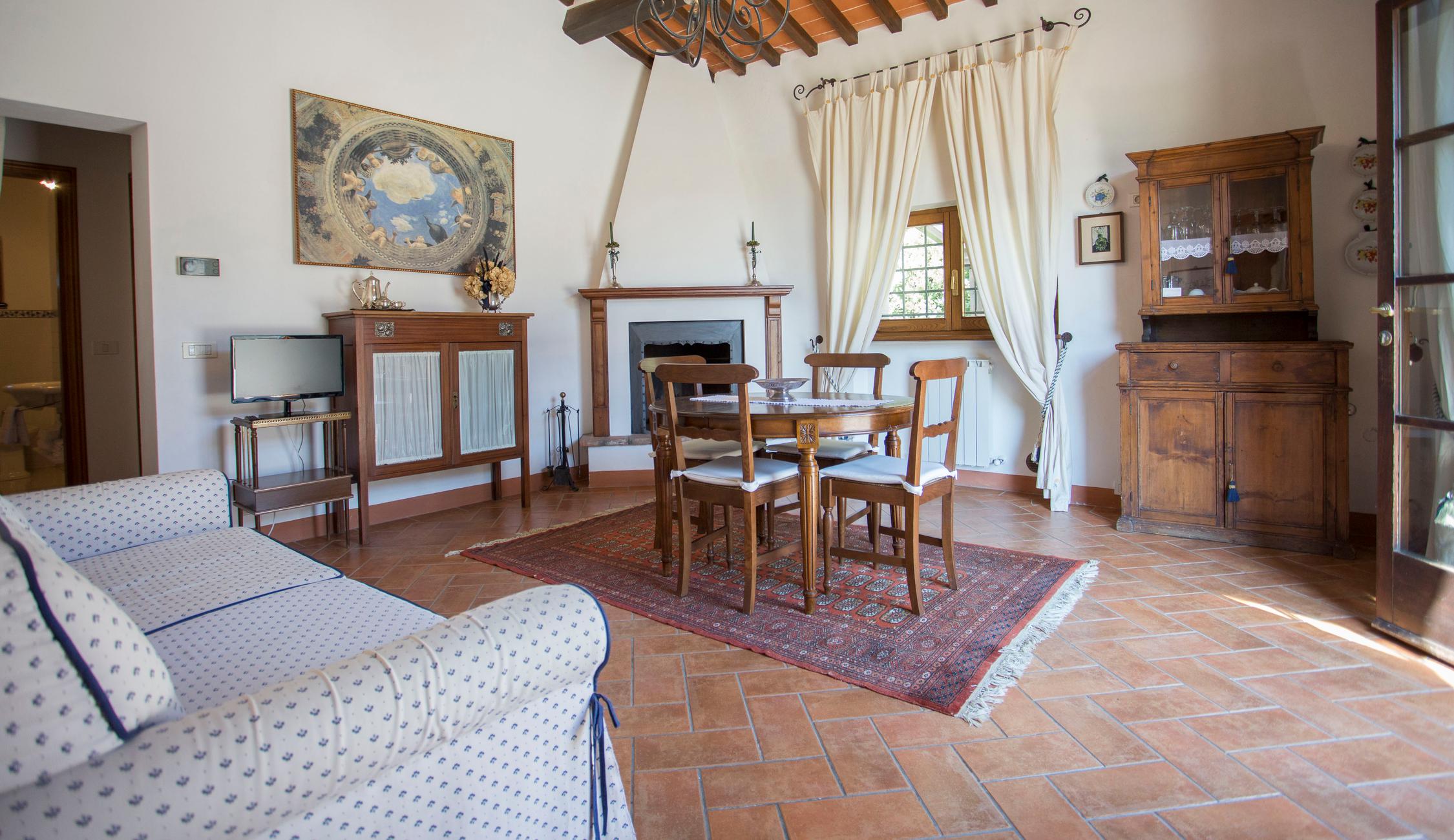 Apartment in Cortona | Cicerchia, La Renaia