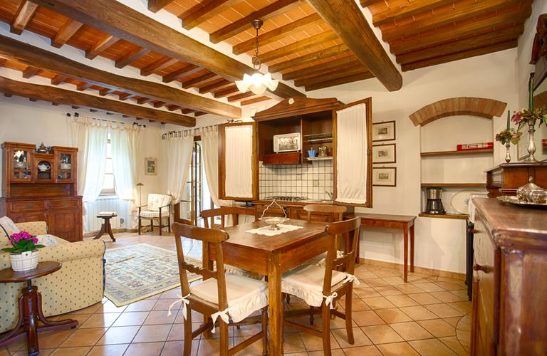 Apartment in agriturismo in Cortona | Feritoie, La Renaia