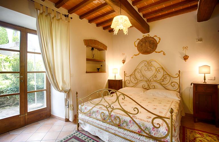 Apartment in agriturismo in Cortona | Feritoie, La Renaia