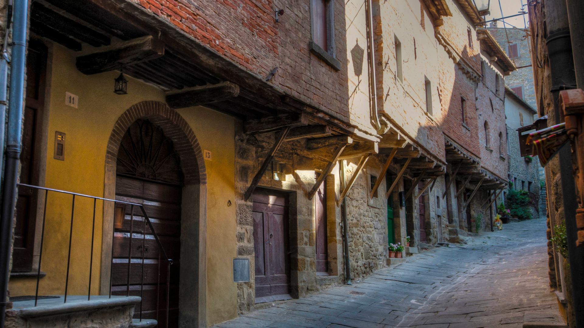 What to do in Cortona, Tuscany | Old town tour